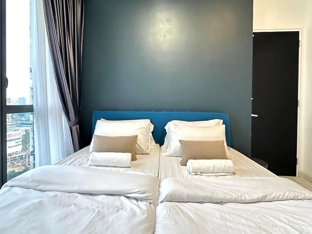 Lägenhet Sky88 Azure Suites Near Ksl 3B2B Johor Bahru