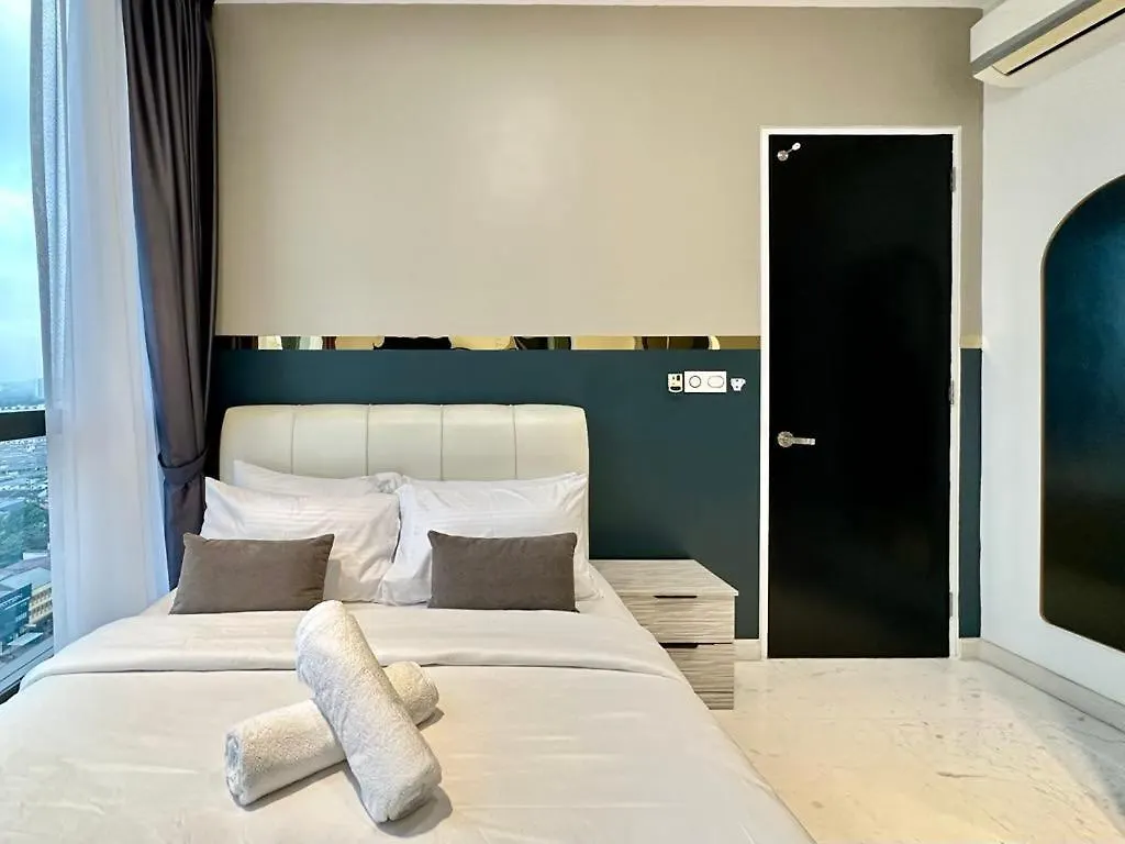 Sky88 Azure Suites Near Ksl 3B2B Johor Bahru 0*,  Malaysia
