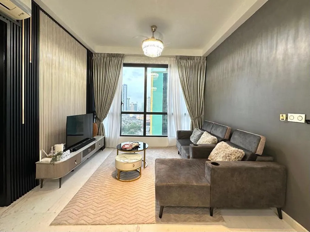 Sky88 Azure Suites Near Ksl 3B2B Johor Bahru